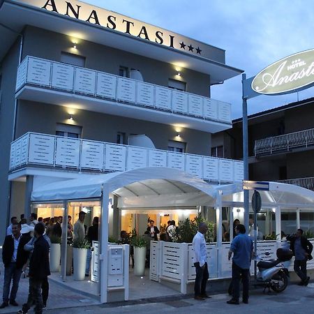 Anastasi Hotel E Residence Cervia Buitenkant foto