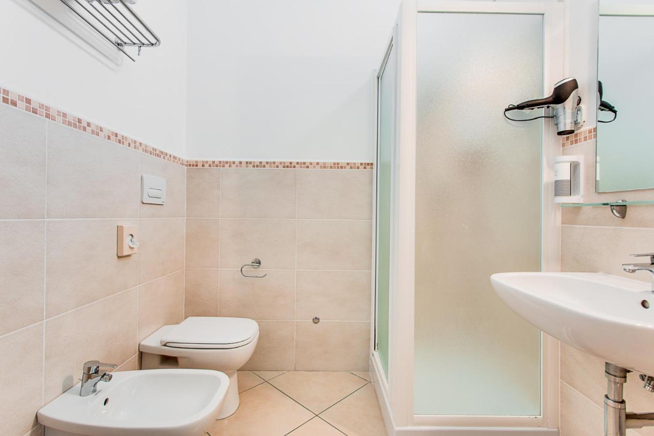 Anastasi Hotel E Residence Cervia Buitenkant foto